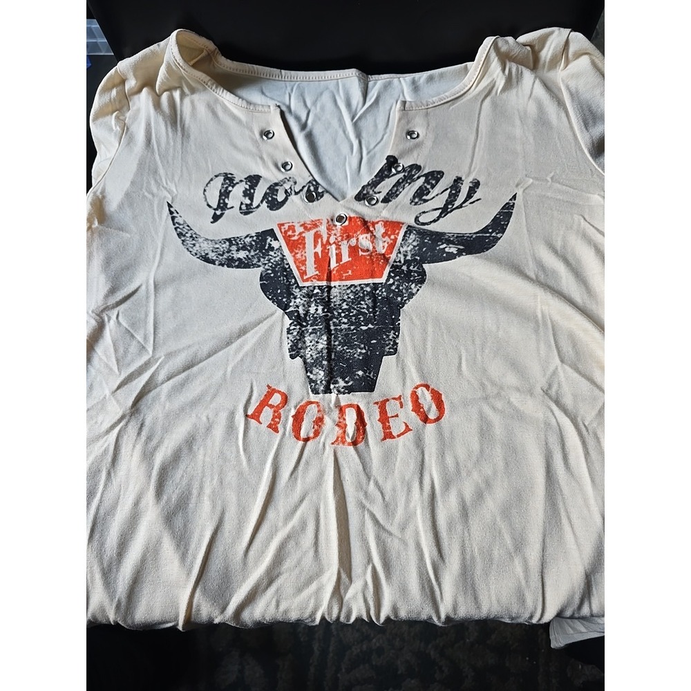 Not My First Rodeo T Shirt Women Medium Rivets on Collar Bull Skull Short Sleeve